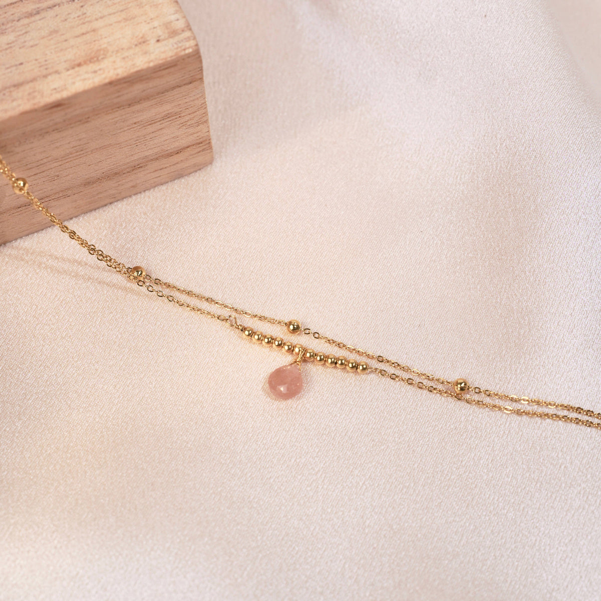 Armband met roze kwarts edelsteen