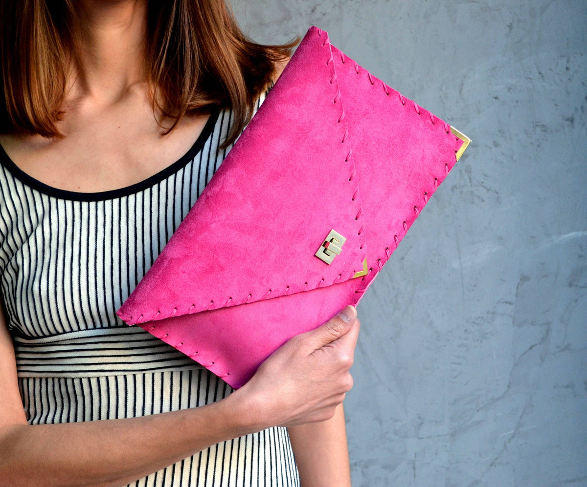 Clutch fuchsia | ANA KOUTSI